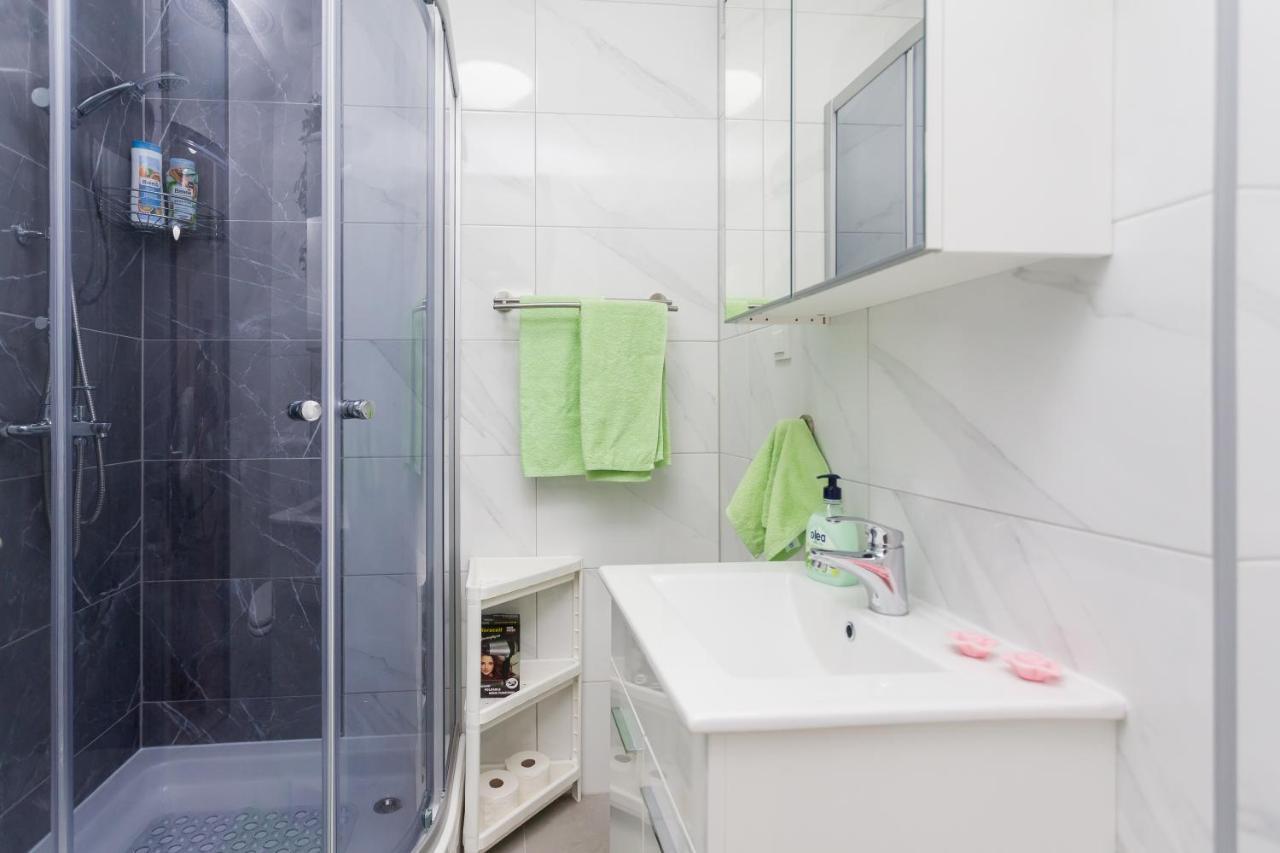 אוסילק Apartman Lariva מראה חיצוני תמונה