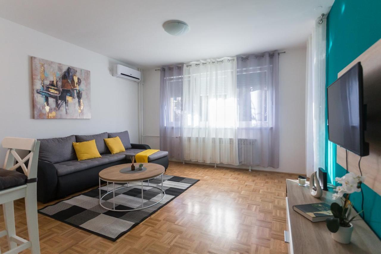 אוסילק Apartman Lariva מראה חיצוני תמונה